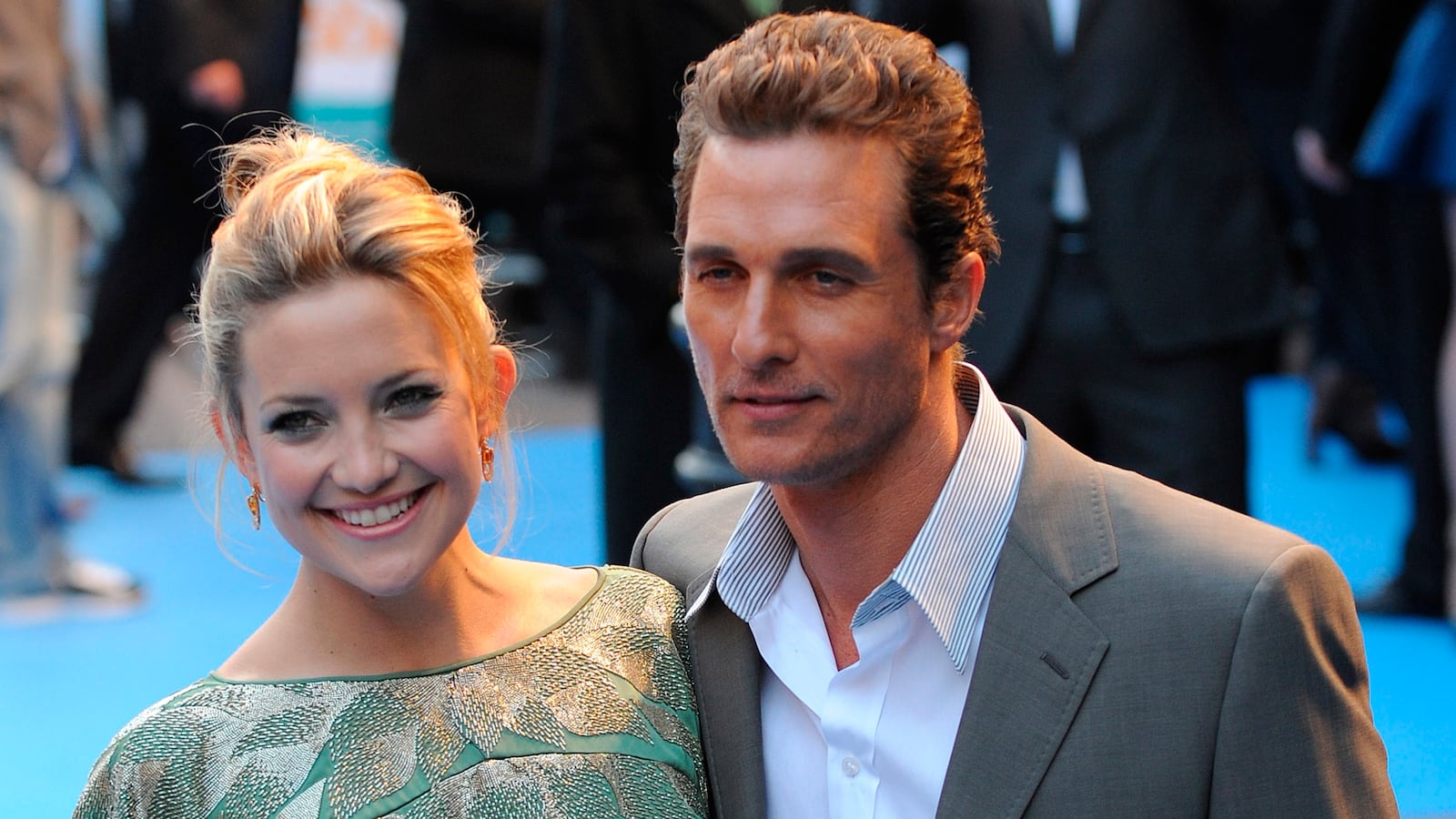 U.S. actress Kate Hudson and actor Matthew McConaughey pose for photographers as they arrive for the premiere of the film 'Fool's Gold' at Leicester Square in London April 10, 2008.
